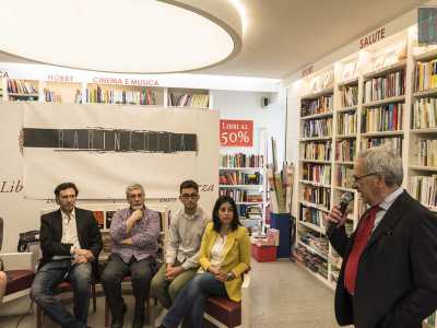Barinedita incontra i lettori